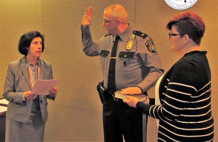 Police Officer Swearing in 5.jpg